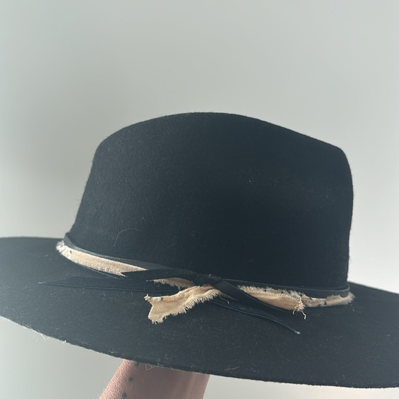 Yellow 108 hat - Picture 3 of 4